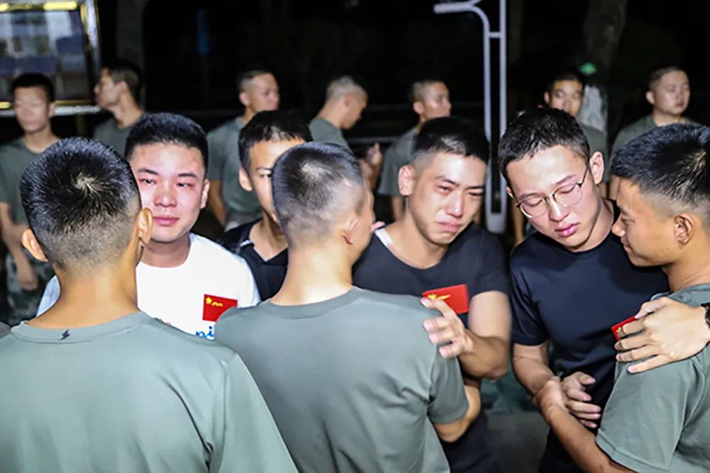 军旗|这11个旅：老兵推迟退伍