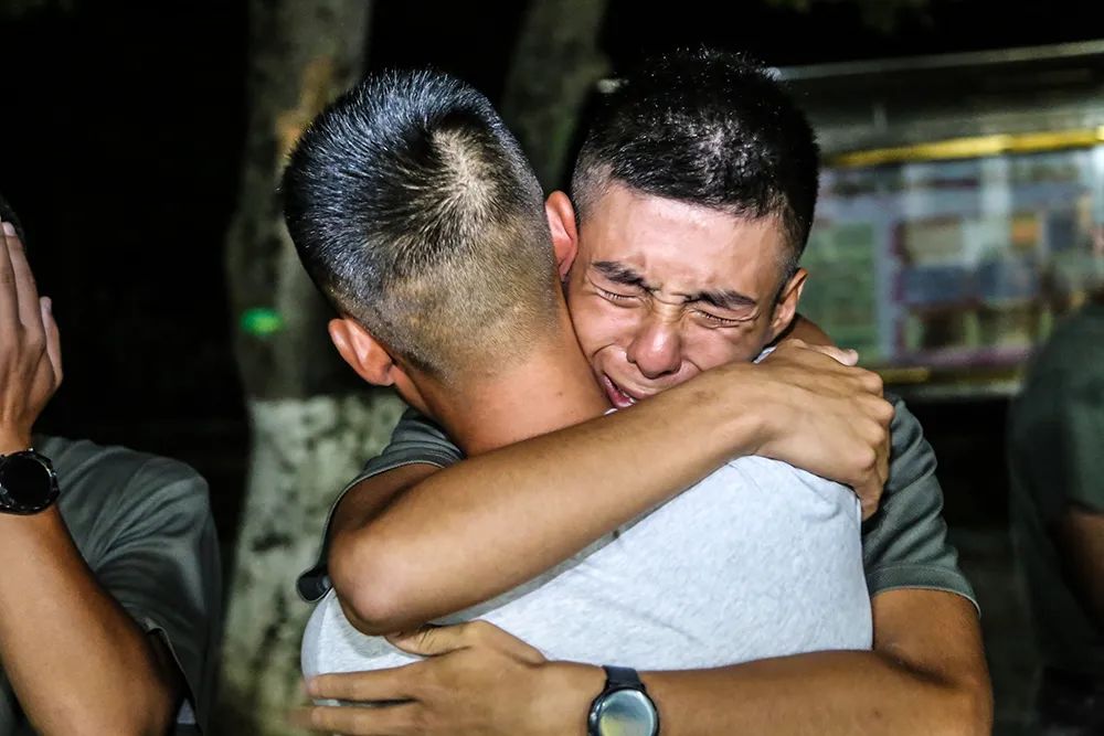 军旗|这11个旅：老兵推迟退伍