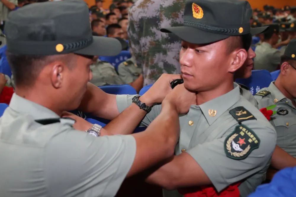 军旗|这11个旅：老兵推迟退伍