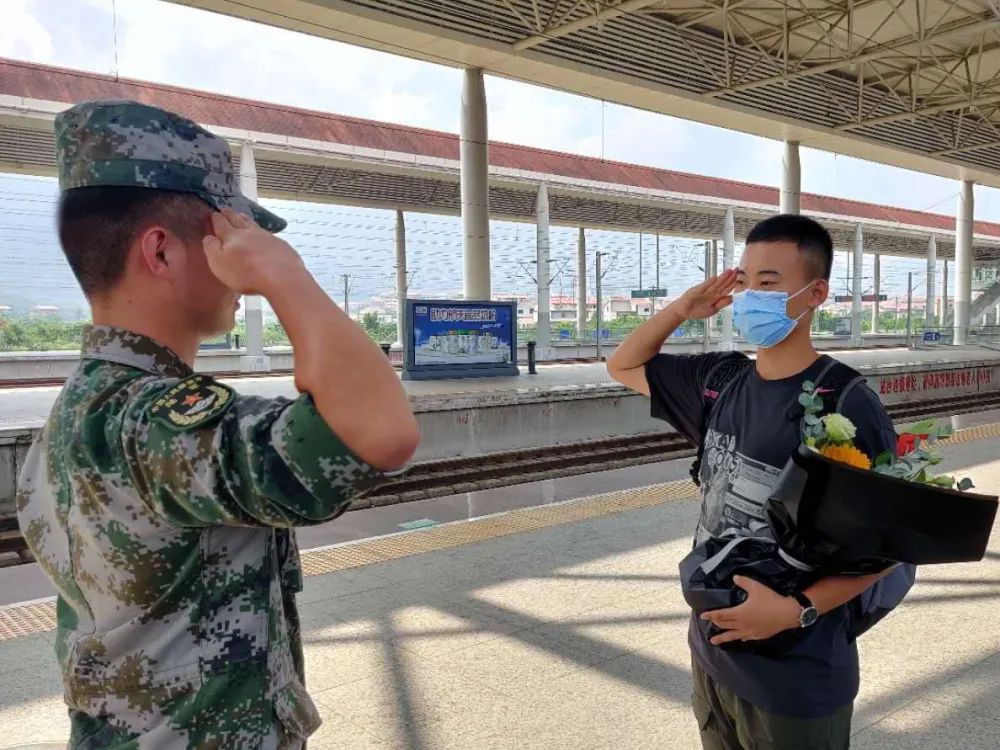 军旗|这11个旅：老兵推迟退伍