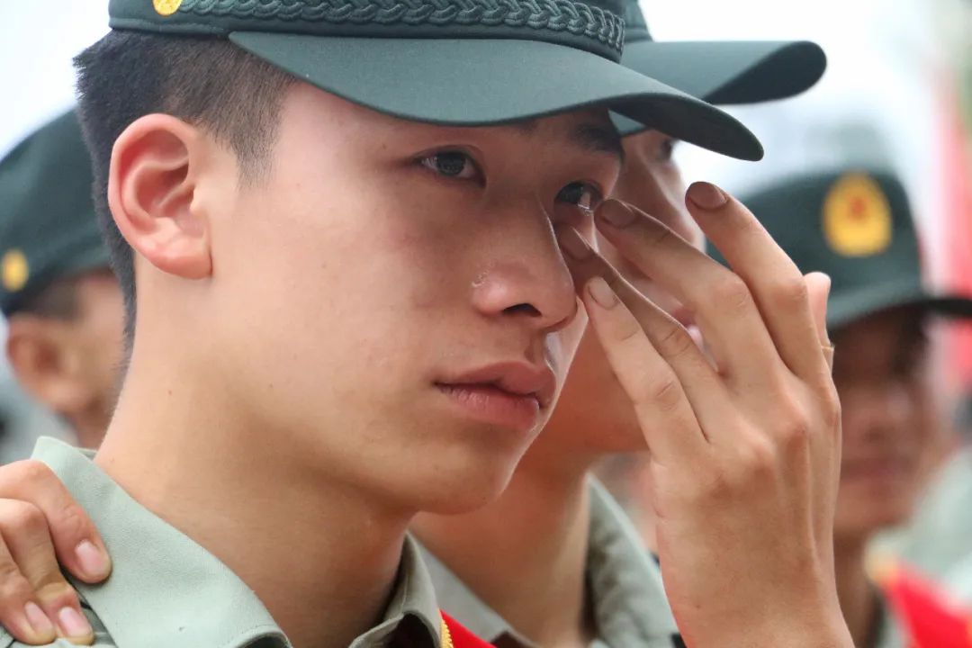 军旗|这11个旅：老兵推迟退伍