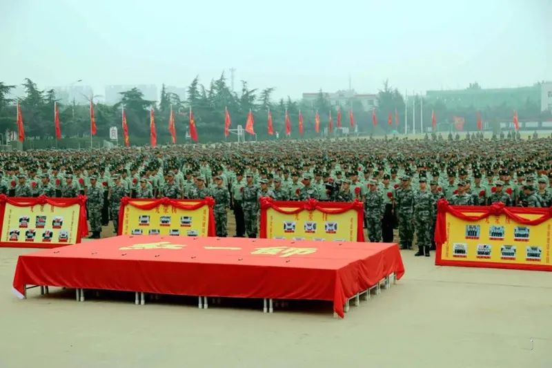 军旗|这11个旅：老兵推迟退伍