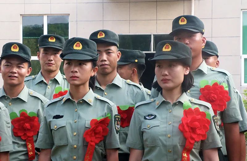 军旗|这11个旅：老兵推迟退伍