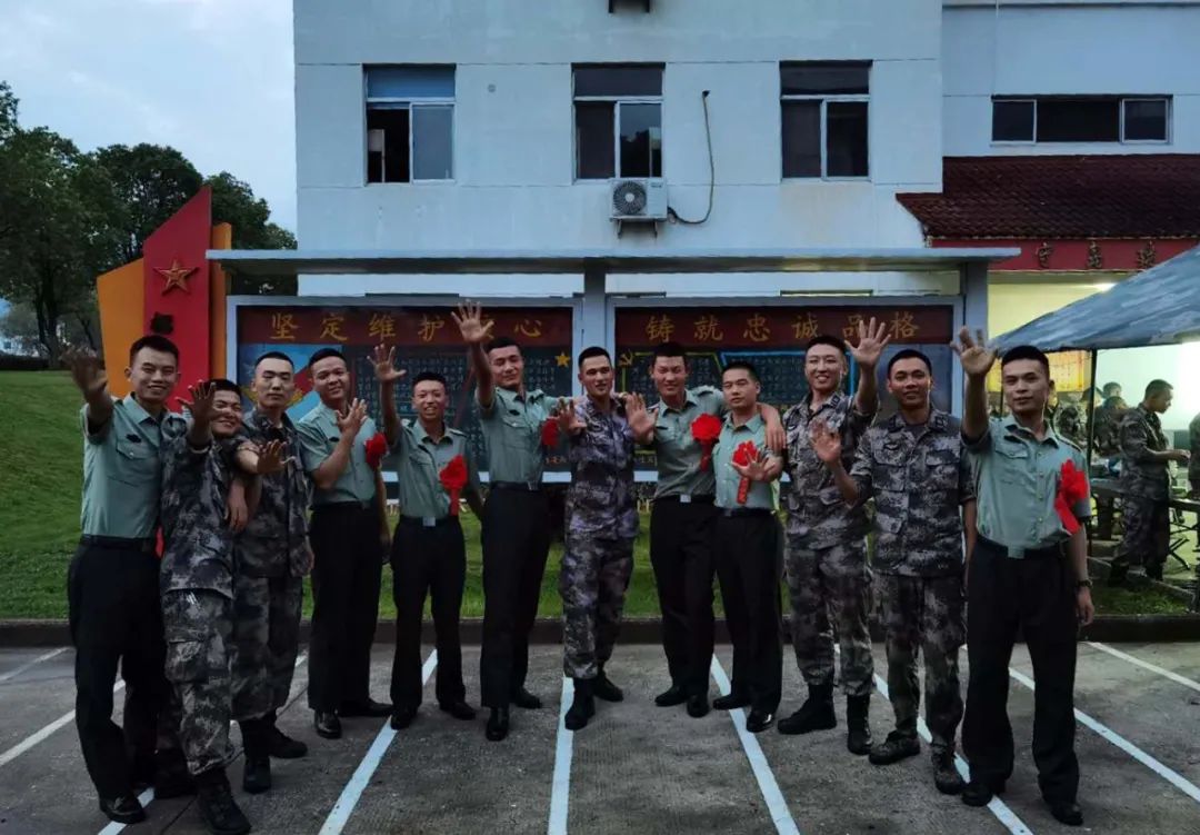 军旗|这11个旅：老兵推迟退伍