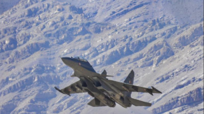 陆军|印媒：敏感时刻，印度国防部批准229亿军购，将采购7.2万支美制突击步枪装备边境部队