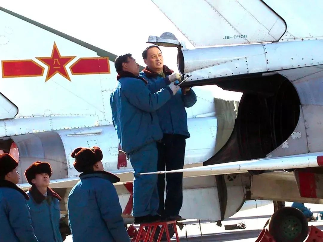 王卫国|山河无恙,才有万家团圆!他们的无悔选择,叫“国家需要”