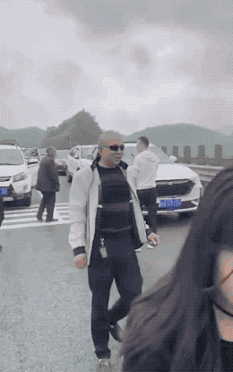 视觉志|国庆假期堵车救命帖。