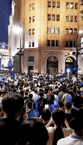 视觉志|国庆假期堵车救命帖。