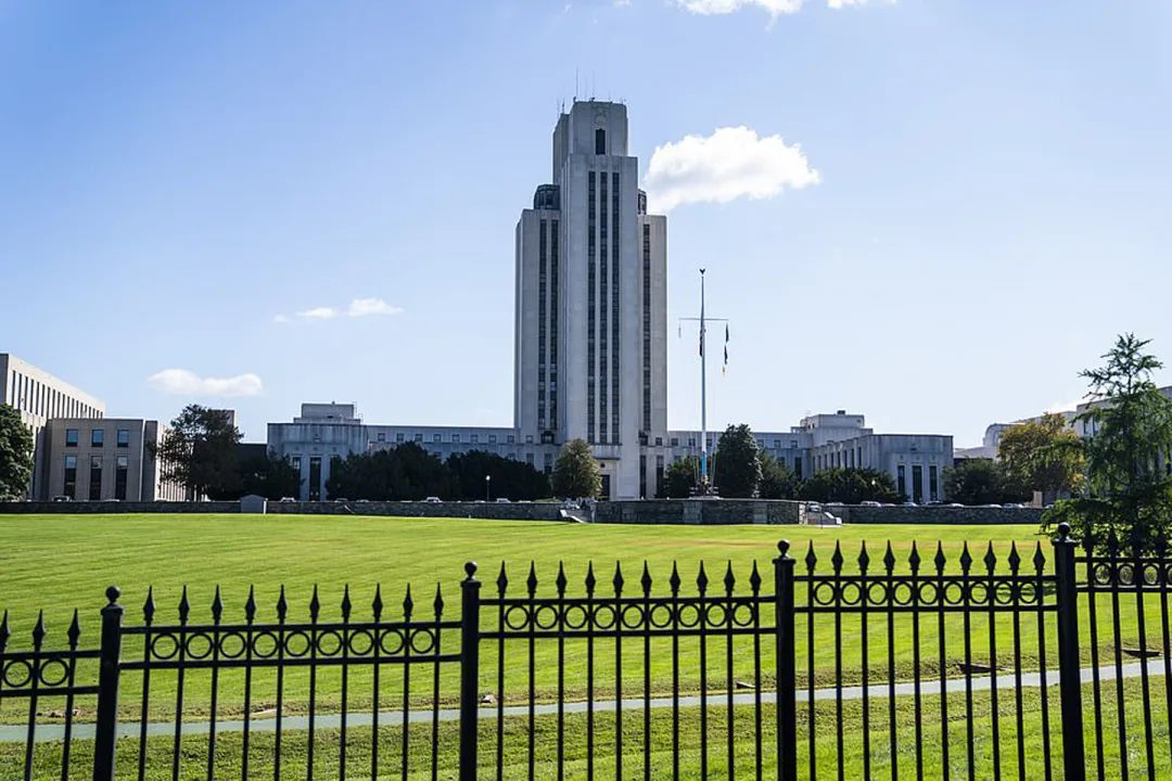 特朗普|特朗普入住的医院“总统套房”，多图曝光！