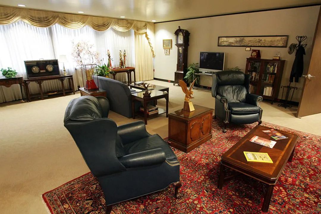 特朗普|特朗普入住的医院“总统套房”，多图曝光！