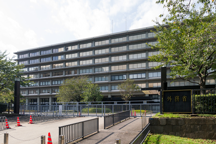 美国留学签证|跟美国风？日媒：日本将严审赴日留学签证，以防与国安相关尖端技术“流入中国等国”