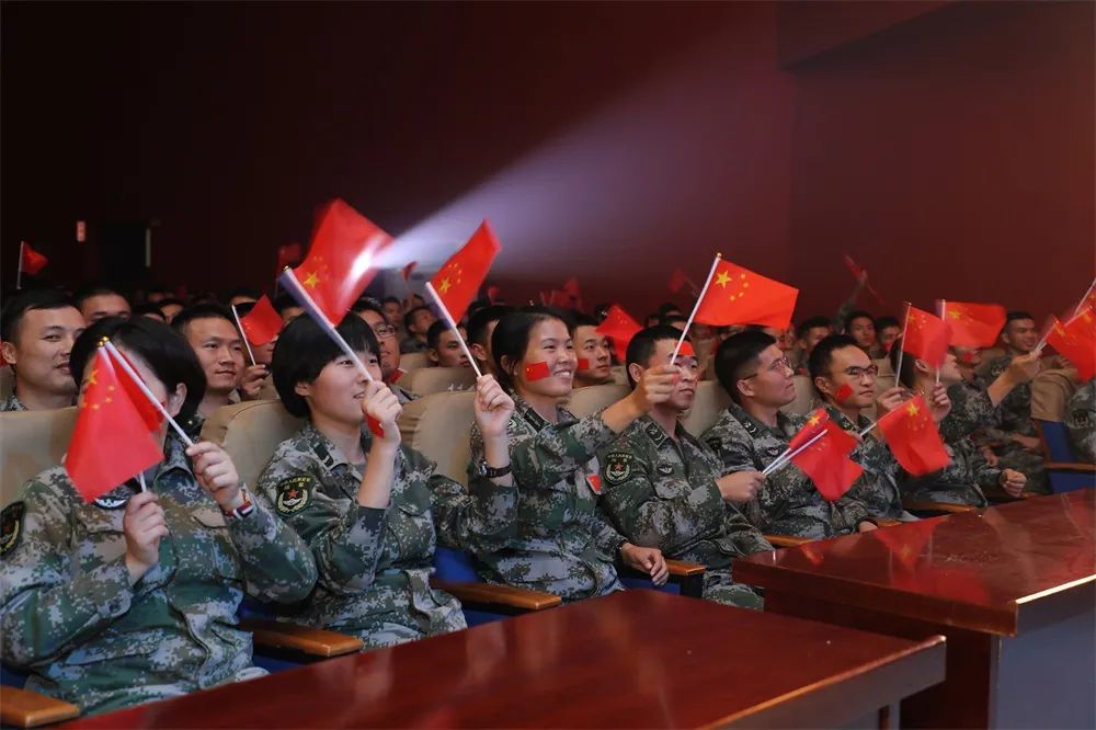 军事|“雄鹰”高歌爱国情