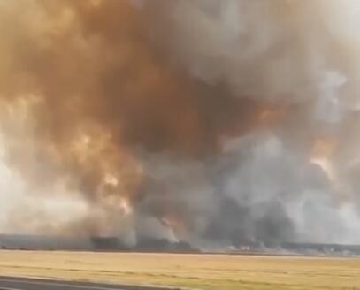 央视新闻|俄罗斯一军火库爆炸 火势尚未扑灭