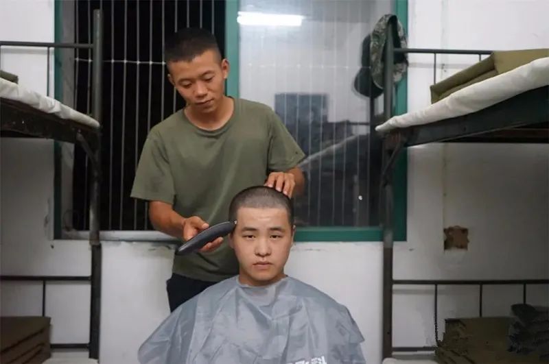 军事|新兵入营将“满月”，现在咋样了？