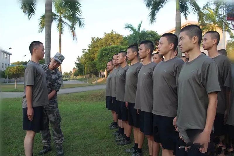 军事|新兵入营将“满月”，现在咋样了？