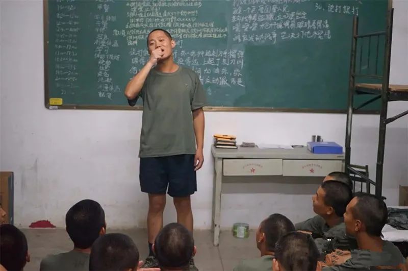 军事|新兵入营将“满月”，现在咋样了？