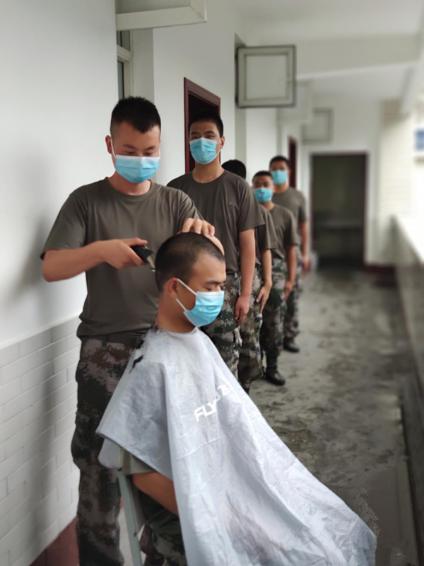 军事|新兵入营将“满月”，现在咋样了？