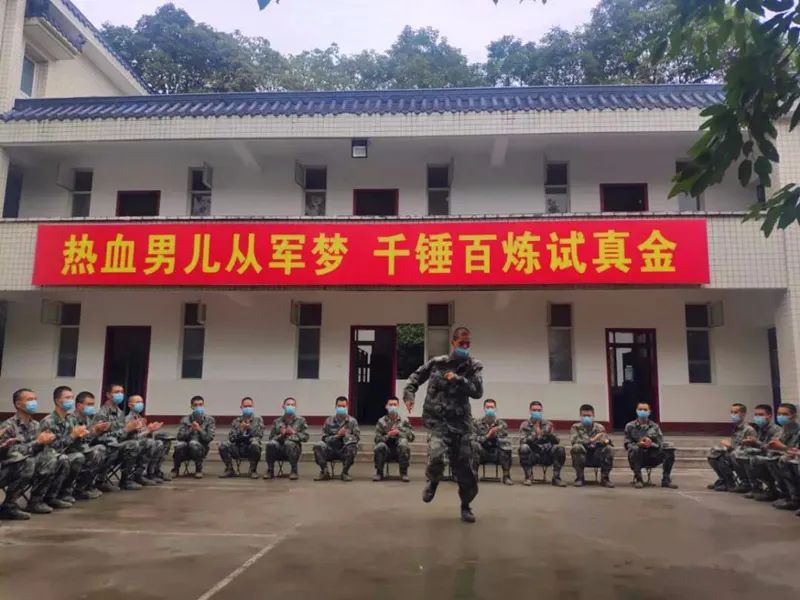 军事|新兵入营将“满月”，现在咋样了？