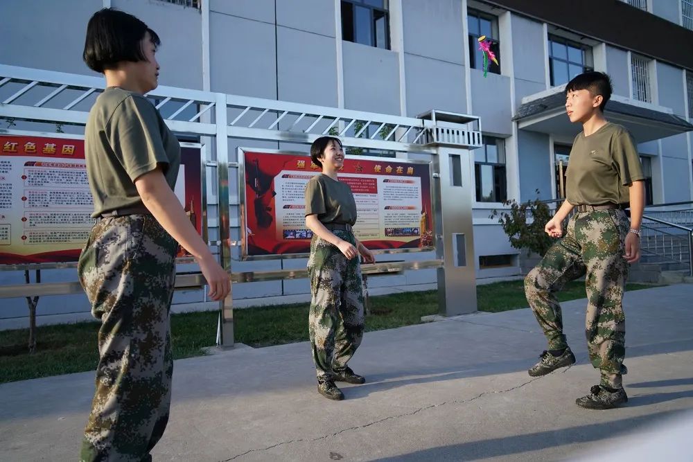 军事|新兵入营将“满月”，现在咋样了？