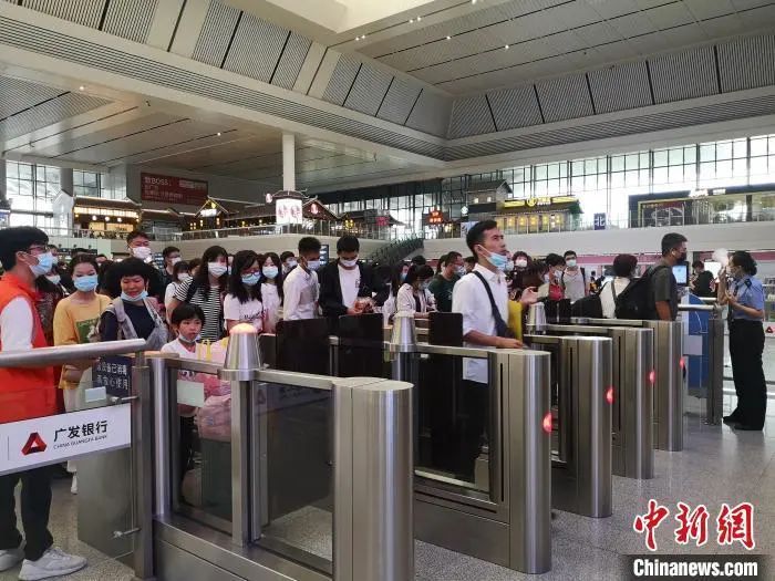 婚礼|2020国庆特约填空题：“报复性______”