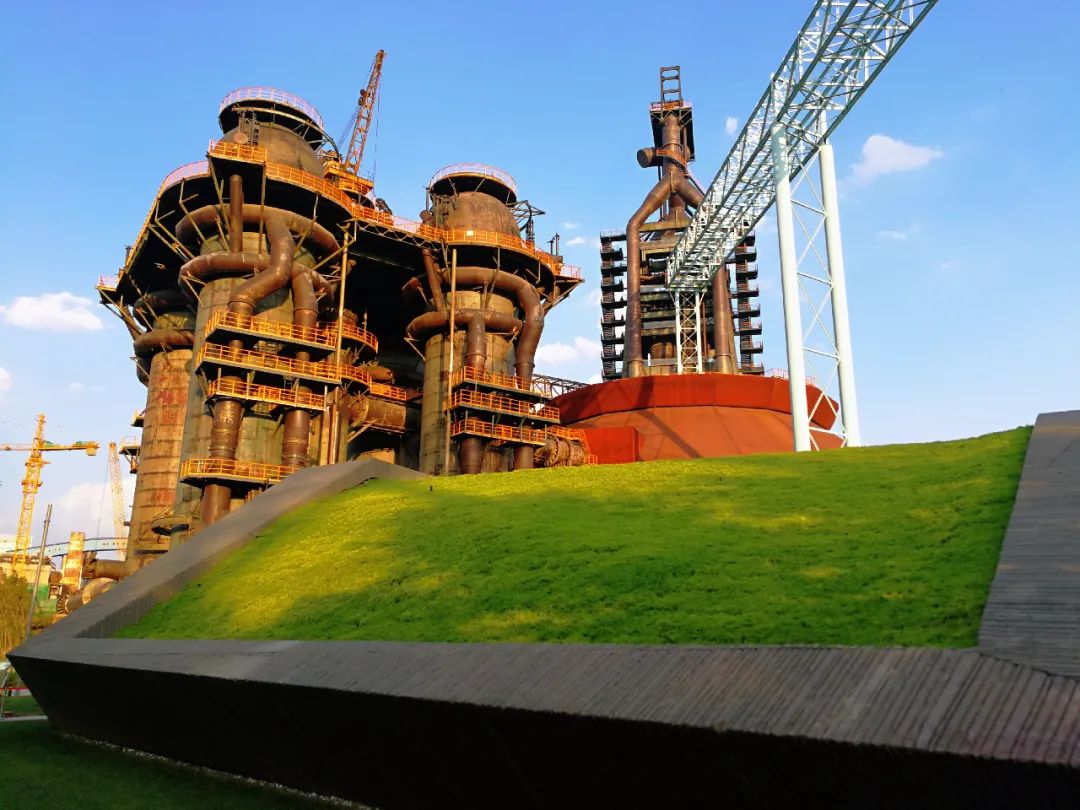 极限运动|你去了吗？5万余名游客长假乐逛首钢园，工业遗存变网红打卡胜地