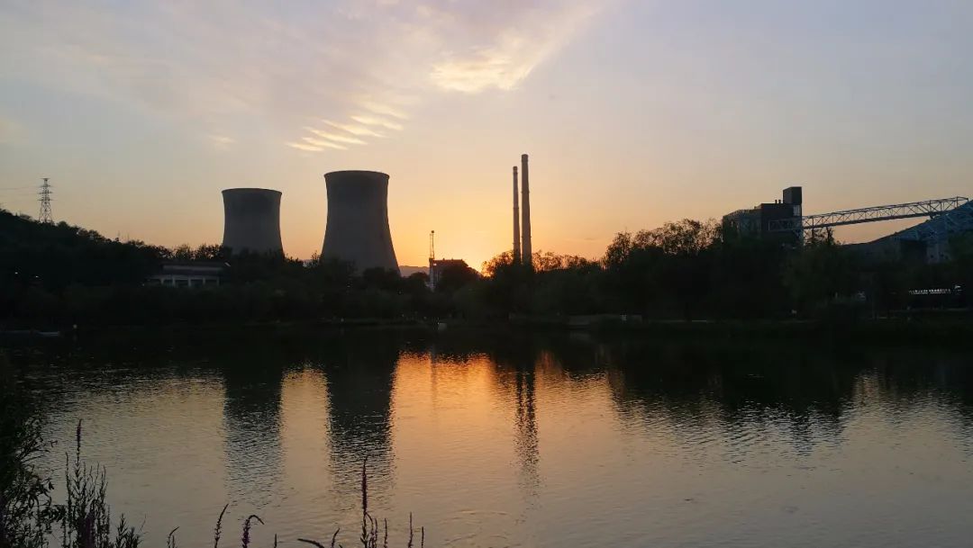 极限运动|你去了吗？5万余名游客长假乐逛首钢园，工业遗存变网红打卡胜地