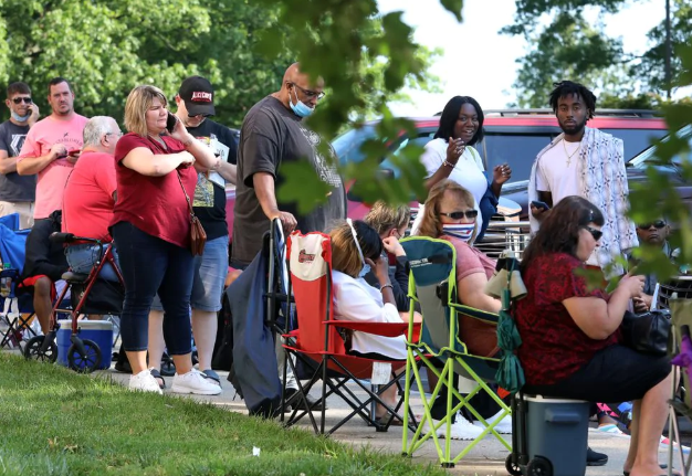国际|调查：五分之一美国人可能在大选日前就身无分文