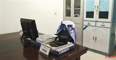 李雨|民警救落水女孩失联 最后视频：他努力把孩子往岸上推