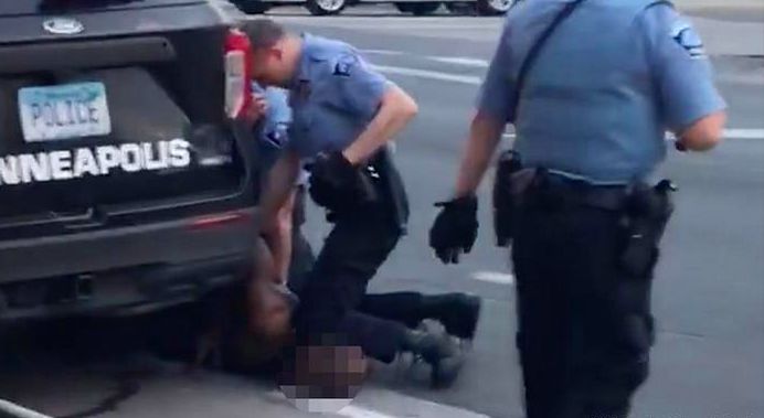 疫情|那些年中国公知炮制的关于美国的谣言，2020年被啪啪打脸