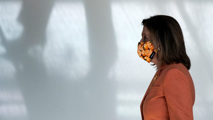 特朗普|美国众议院议长佩洛西驳回特朗普批准的1.8万亿经济刺激方案