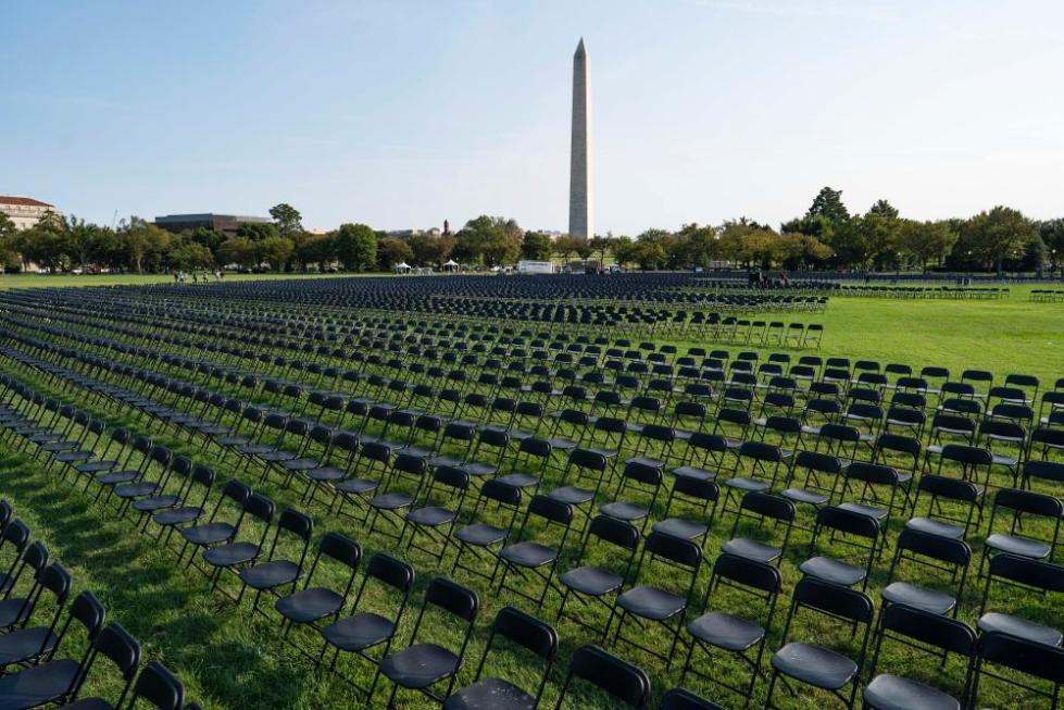 特朗普|特朗普摘口罩演讲称“感觉极好” 科学界批美国抗疫“一直差劲”