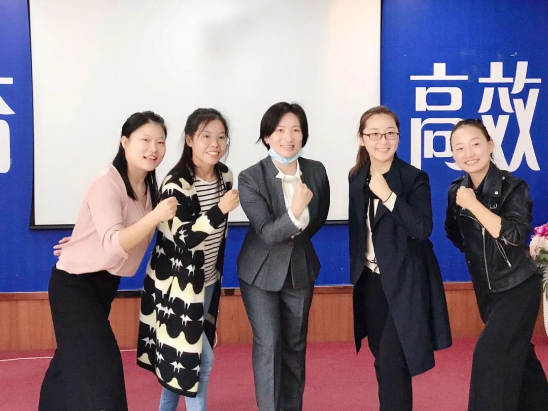 家政|巾帼家政暖万家｜摩拳擦掌，她们迎接家政技能“巅峰对决”！