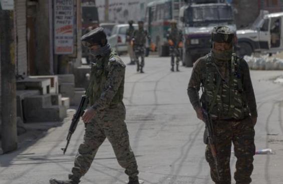 国际社会|印度两名安全部队人员携步枪弹药失踪 警方:或加入武装组织