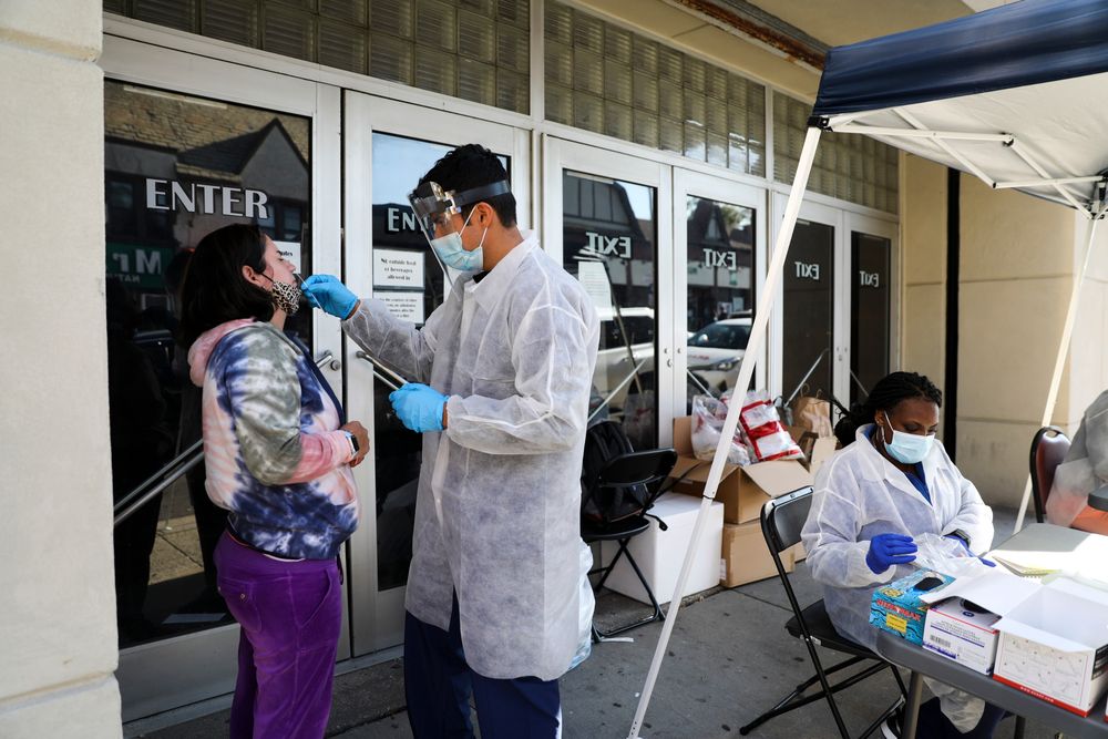 疫情|美国新冠病例超800万 多地迎来秋冬“激增潮”