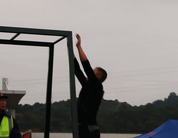 社会|守护绿水青山丨为了在危难之中能救人一命,“火焰蓝”们到底有多努力?