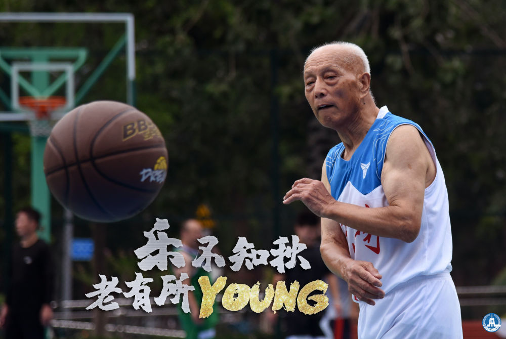 摄影|您练起来真好看 像春天的花一young