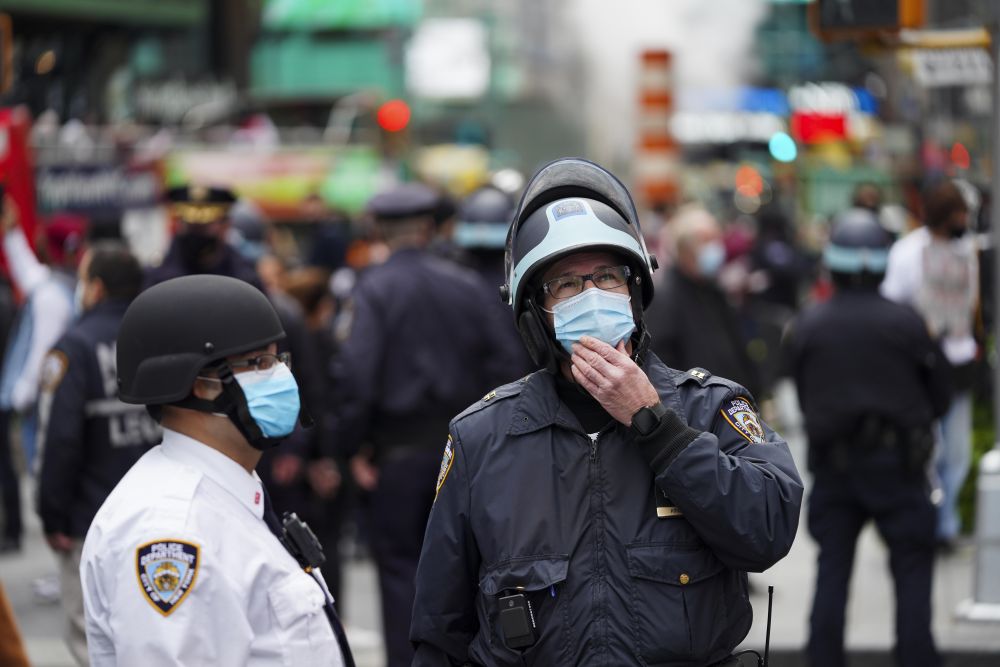 疫情|记者手记|疫情严峻形势下的美国经济脆弱图景