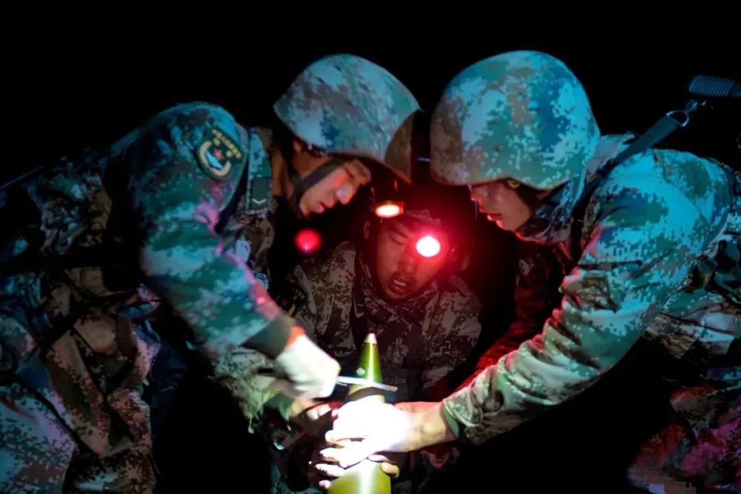 火炮|海拔4400米新型火炮超极限射距打击