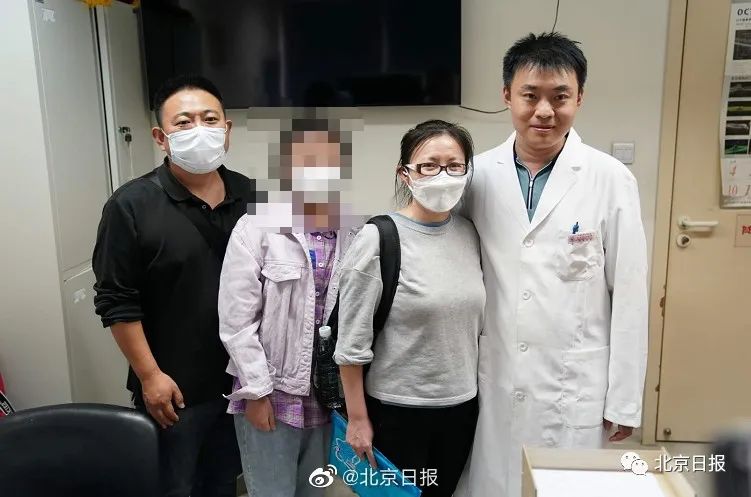 社会|暖哭！为陶勇医生挡下致命一刀的她，做了一个决定