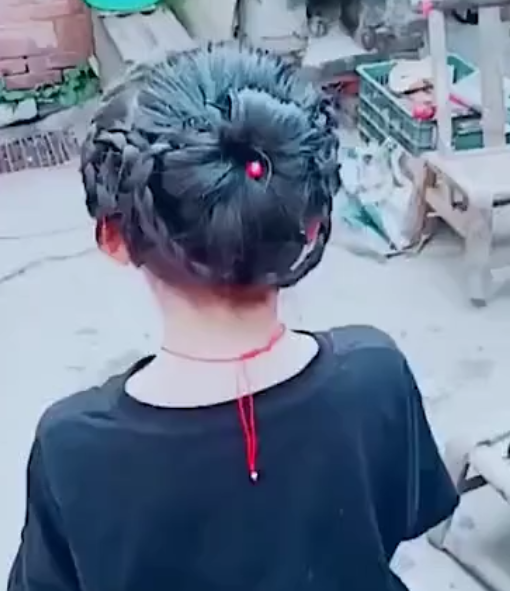 社会|太奶奶编的头发太太太太好看了！