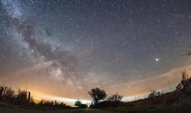 金牛座|北部金牛座流星雨，一颗火球，点亮圣路易斯上空