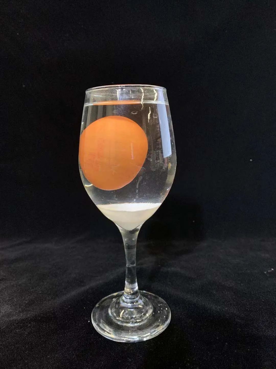 生活|做不到熟蛋返生，来试试漂浮生蛋 | 正经玩