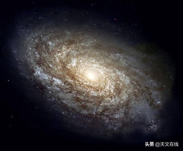 |你从未见过的恒星星系，奇怪之极，前所未有