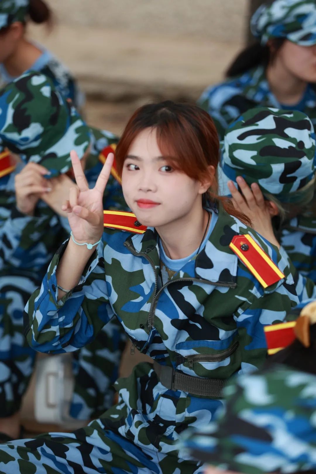 superidol的笑容都没你的甜pick2020级军训最美笑脸