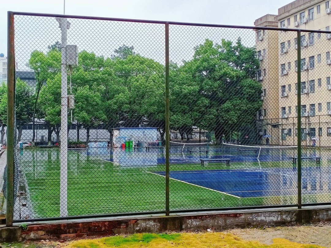 大学|青春不散场 | 当地大遇上毕业的你