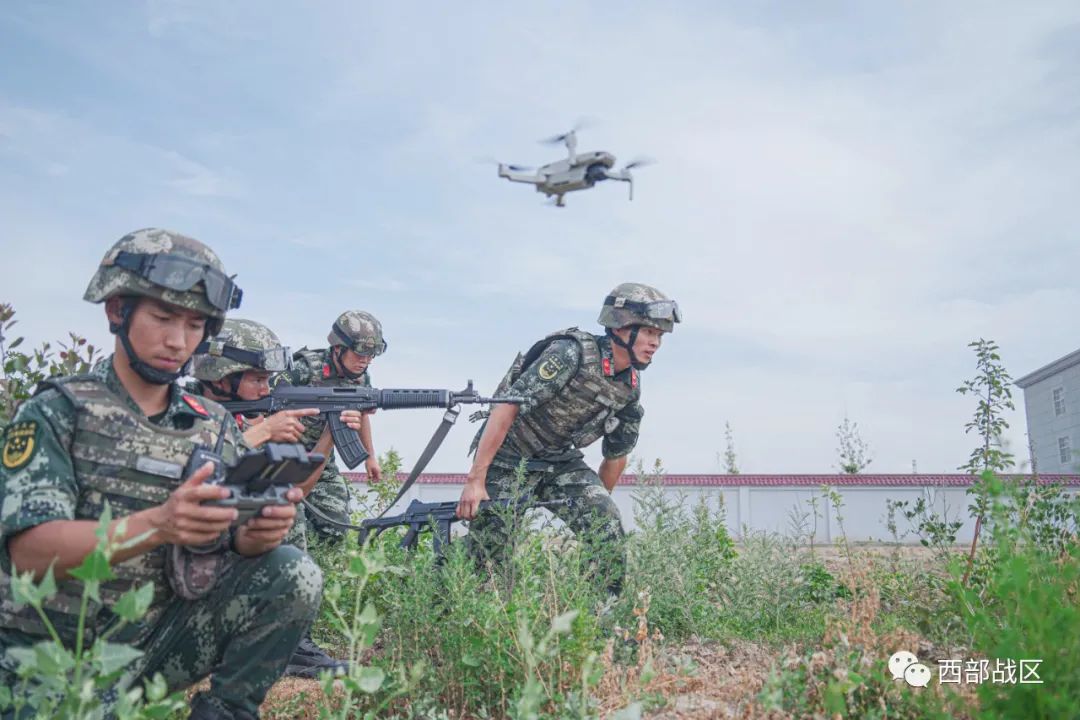 无人机协同锻造反恐尖刀