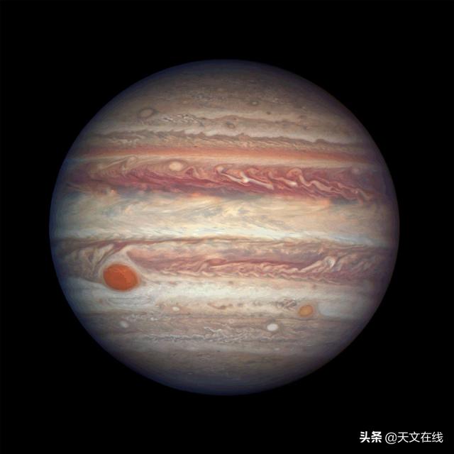 木星|哈勃看到了！一整块平流层正在环绕着那颗“既烫又有水的木星”