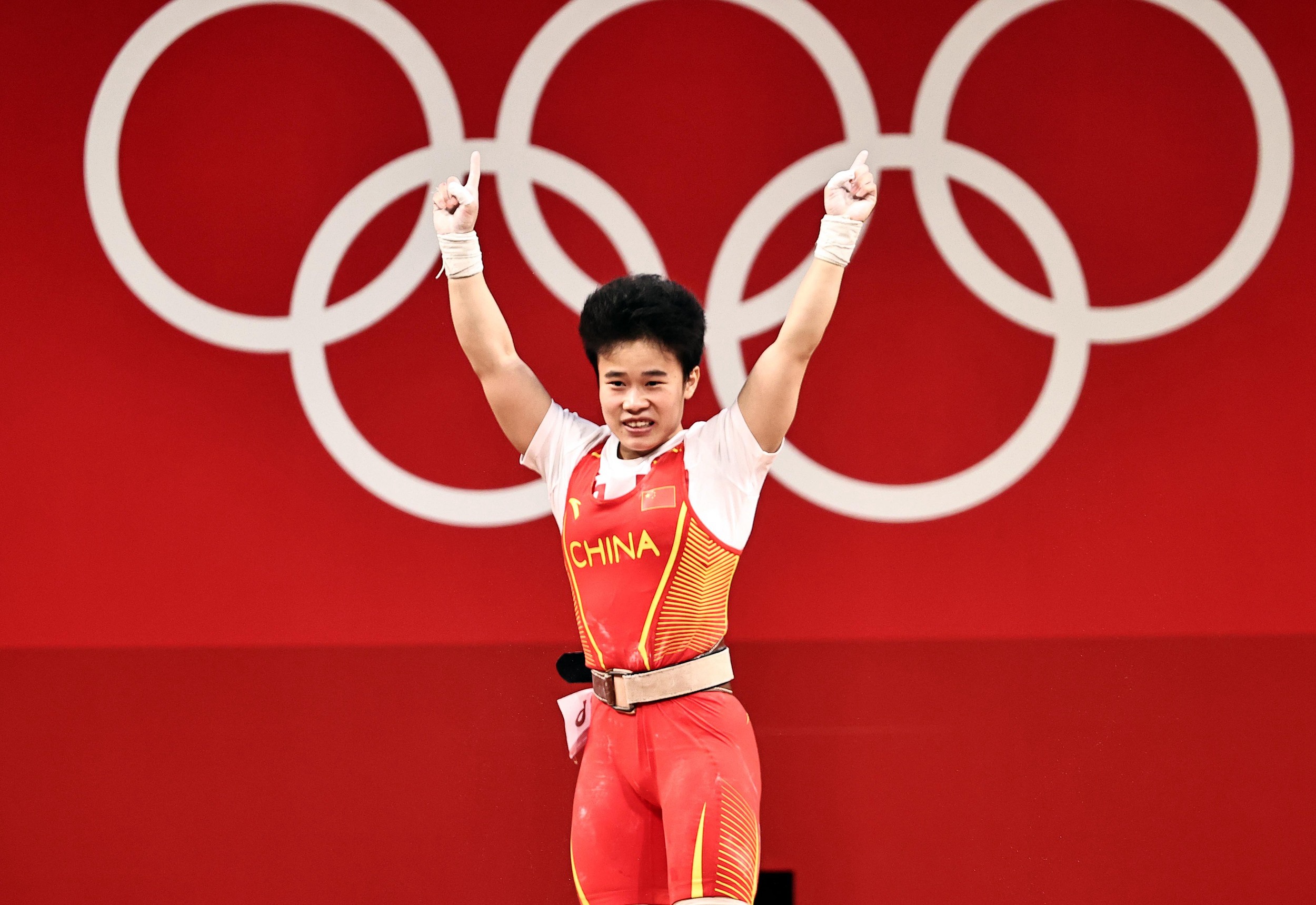 中国第二金女子举重49公斤级侯志慧夺冠