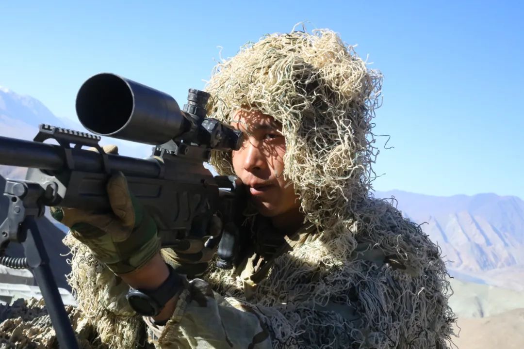 刘近:国际比武,绝境中扯掉求救器