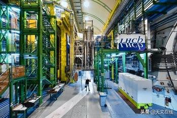 夸克|欧洲核子研究组织物理学家报告发现新的粒子